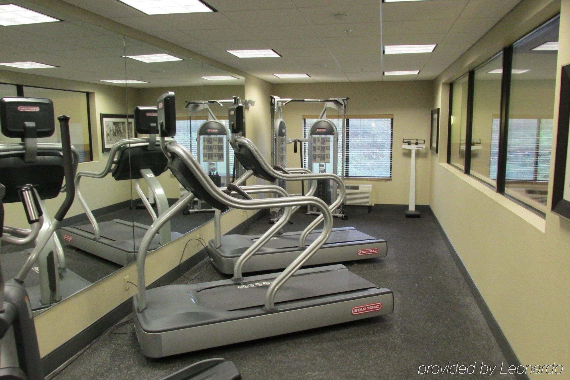 Hampton Inn & Suites Wheeling - The Highlands Triadelphia Екстер'єр фото