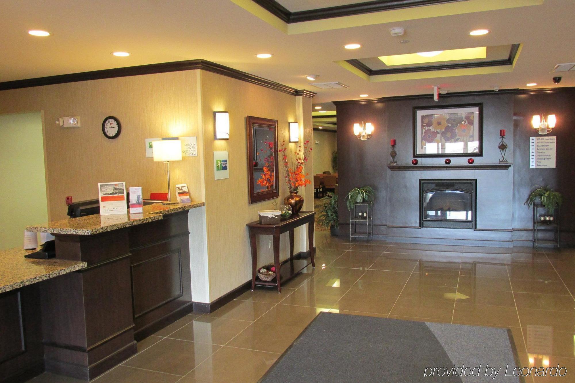 Hampton Inn & Suites Wheeling - The Highlands Triadelphia Екстер'єр фото