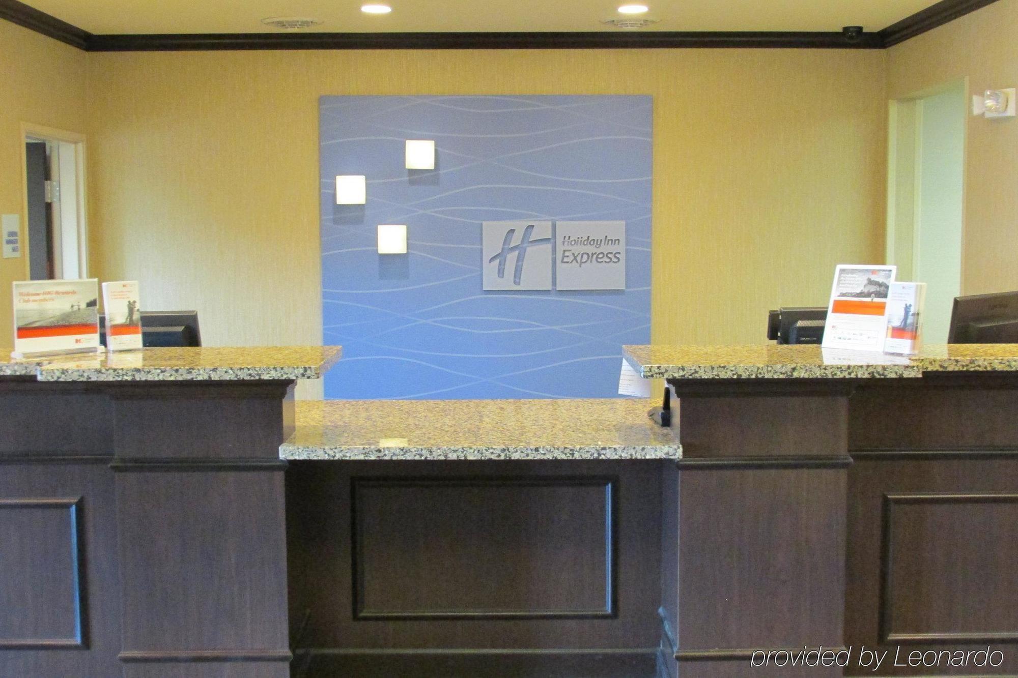 Hampton Inn & Suites Wheeling - The Highlands Triadelphia Екстер'єр фото