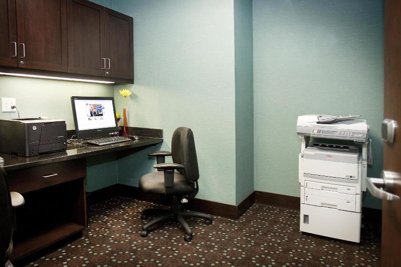 Hampton Inn & Suites Wheeling - The Highlands Triadelphia Екстер'єр фото